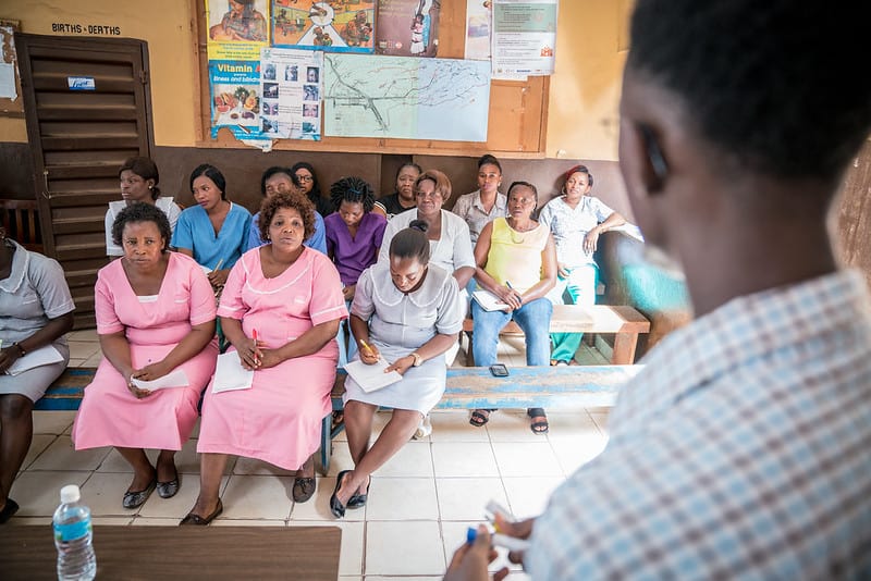 JSI's Advancing Partners & Communities strengthening family planning by training health workers.